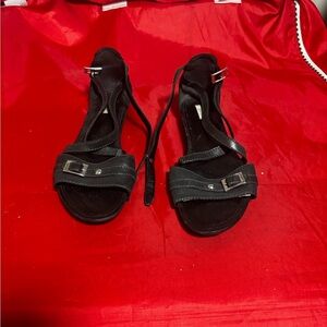 Women's Black Strappy Open-Toe Sandals